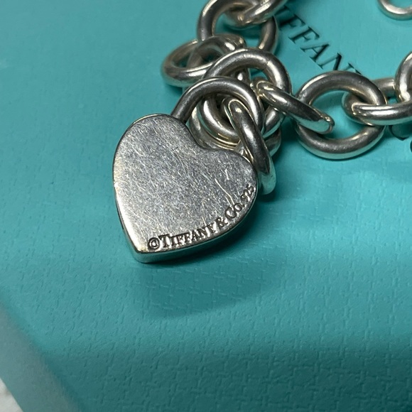 Excellent condition authentic Tiffany & co link bracelet and love padlock - Picture 8 of 8